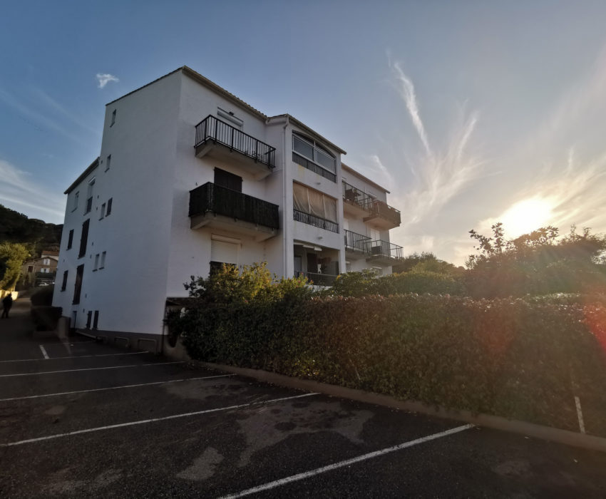 Appartement type T1 pieds dans l'eau à Porticcio